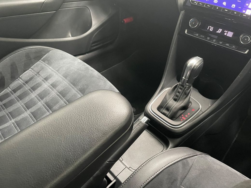 2016 Volkswagen Polo