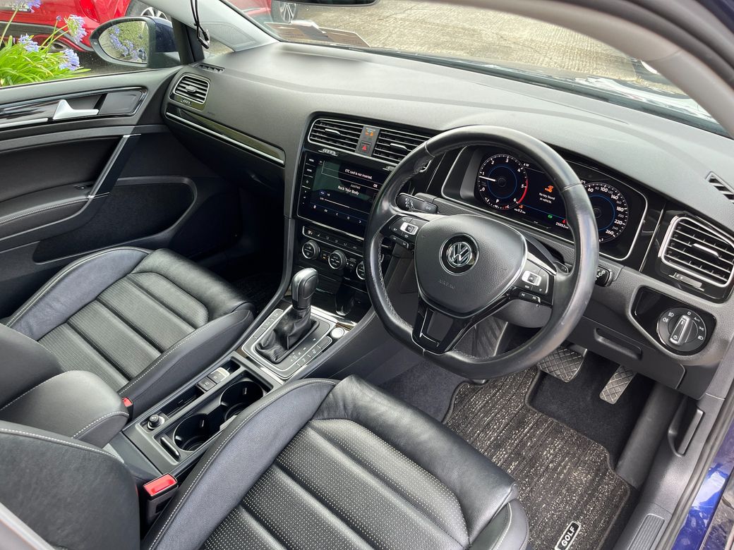 2020 Volkswagen Golf