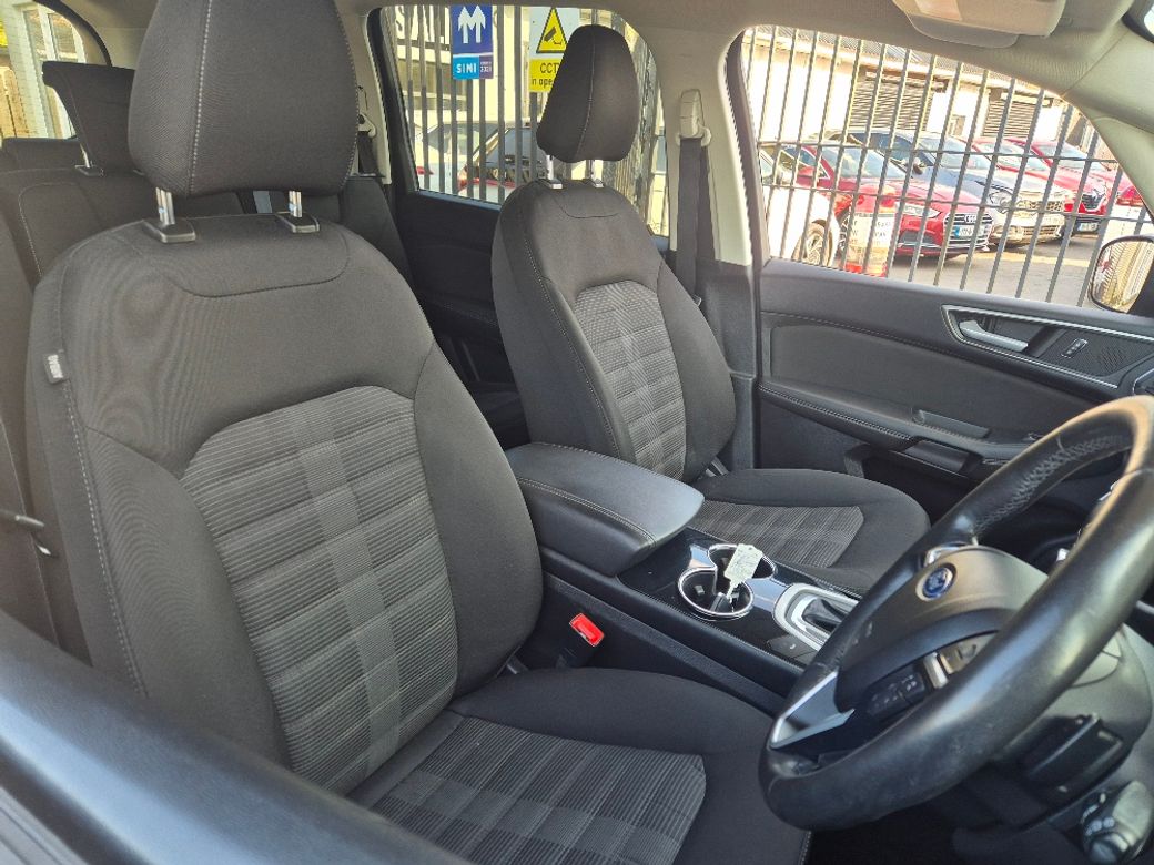 2017 Ford Galaxy