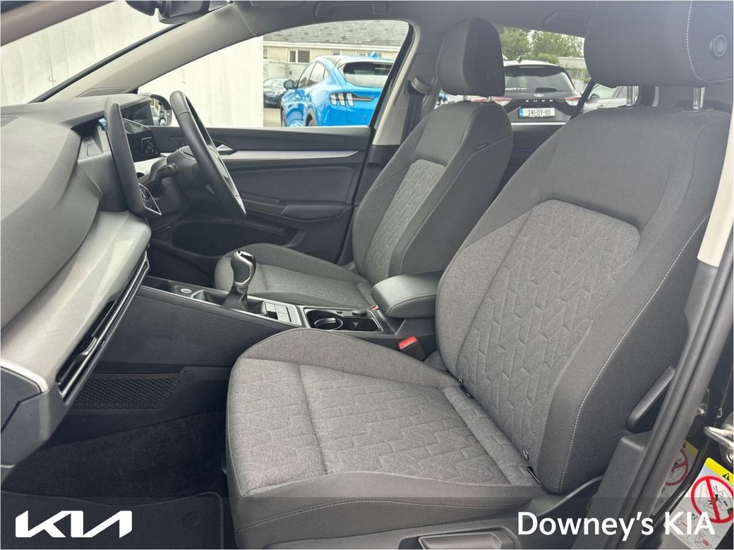2025 Volkswagen Golf