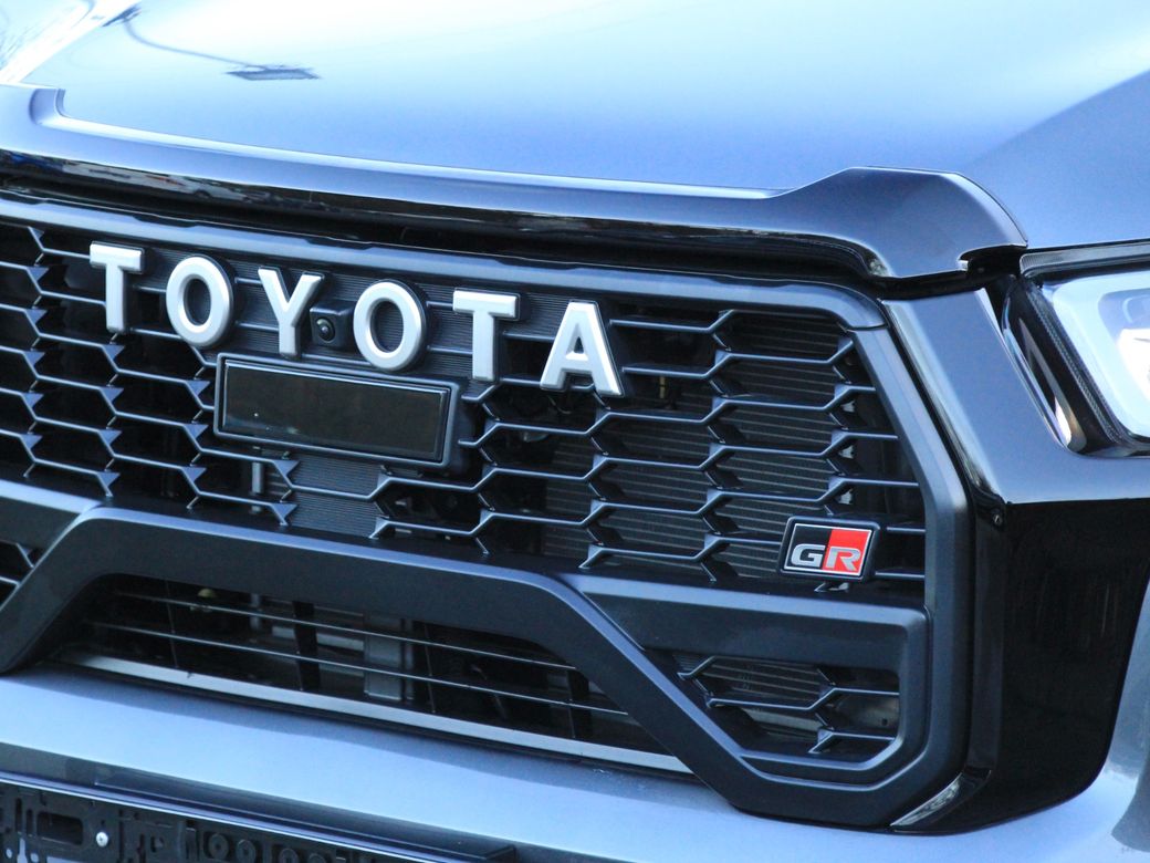 2025 Toyota Hilux