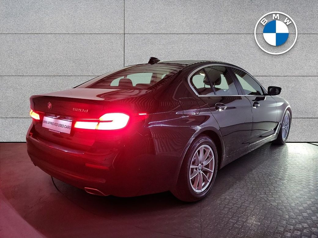 2021 BMW 5 Series