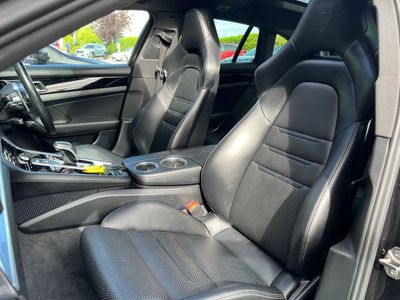2019 Porsche Panamera