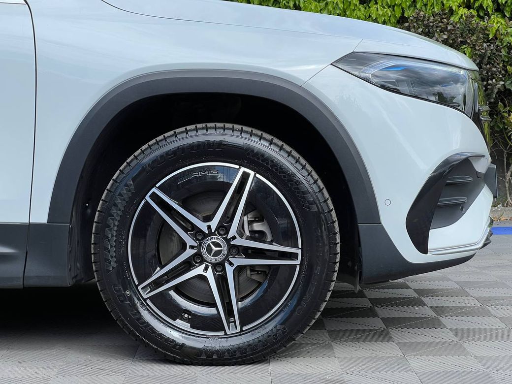 2023 Mercedes-Benz EQB