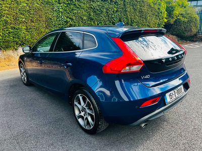 2015 Volvo V40