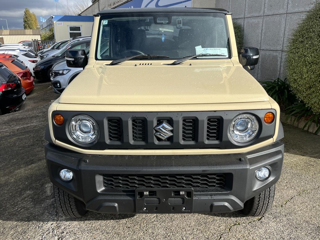 2025 Suzuki Jimny