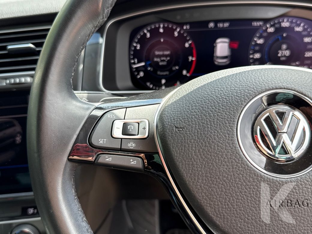2019 Volkswagen Golf