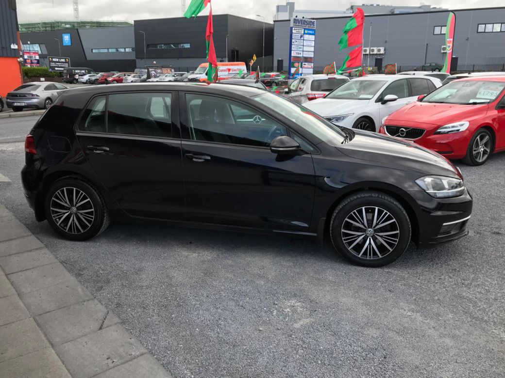 2017 Volkswagen Golf