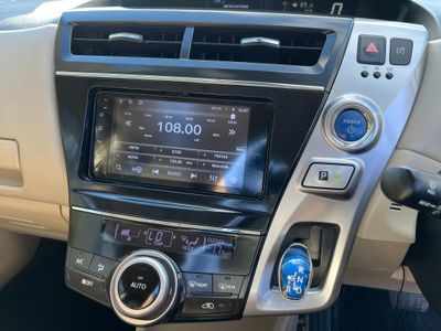 2018 Toyota Prius Alpha