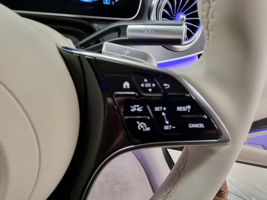 2022 Mercedes-Benz EQS