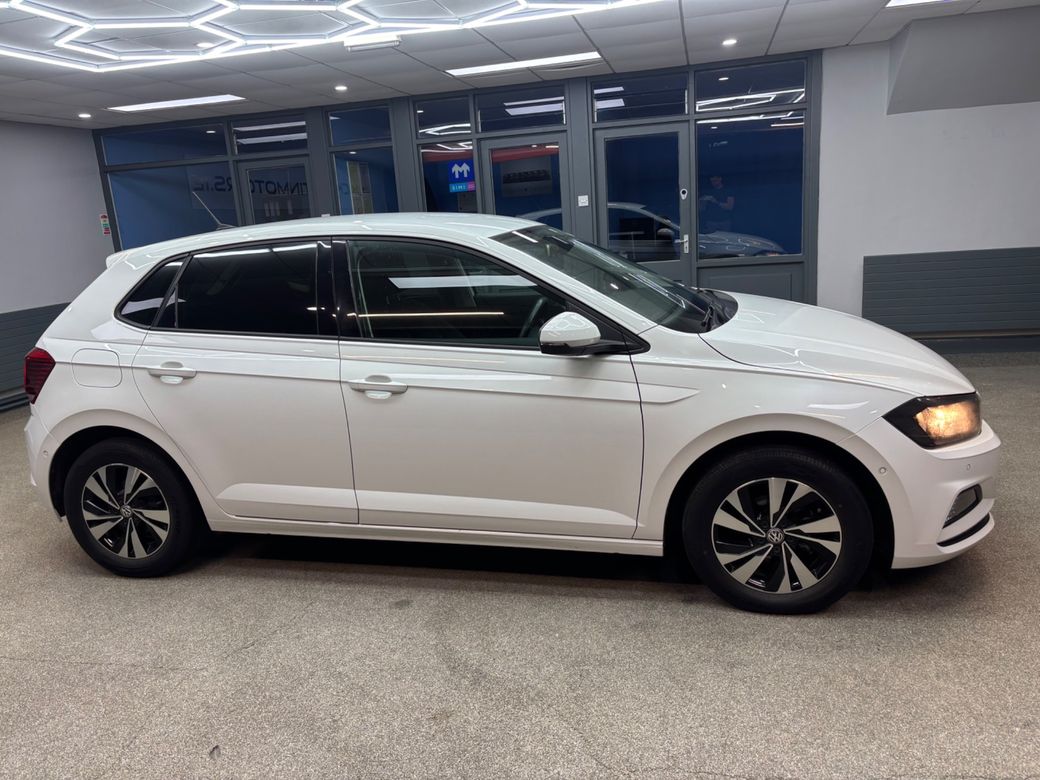 2018 Volkswagen Polo