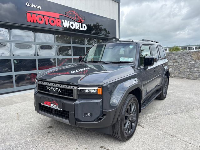 vehicle for sale from Motor World