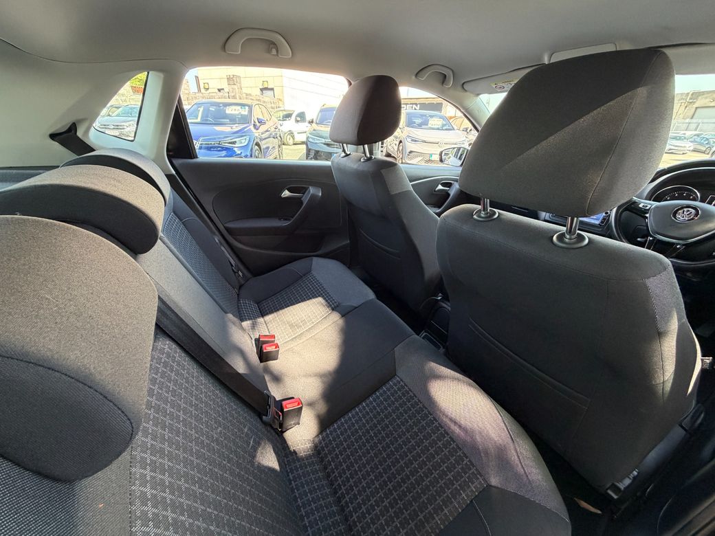 2017 Volkswagen Polo