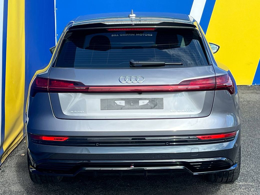 2021 Audi e-tron