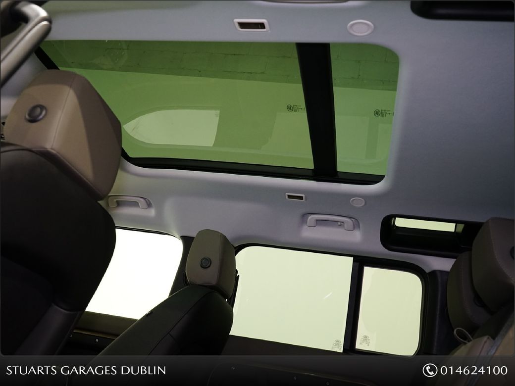 2025 Land Rover Defender