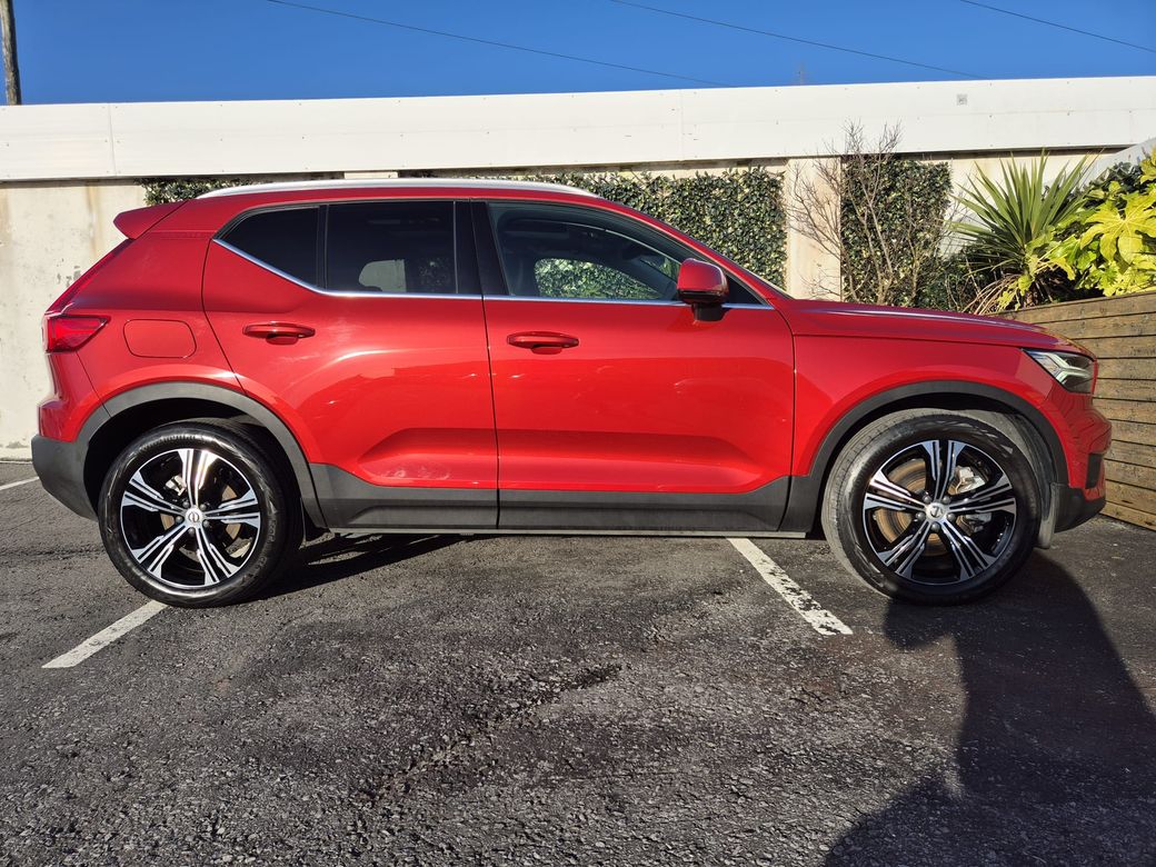 2022 Volvo XC40