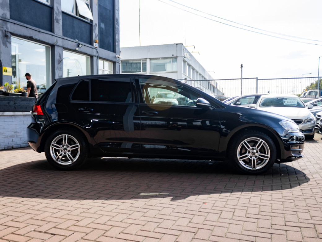 2016 Volkswagen Golf