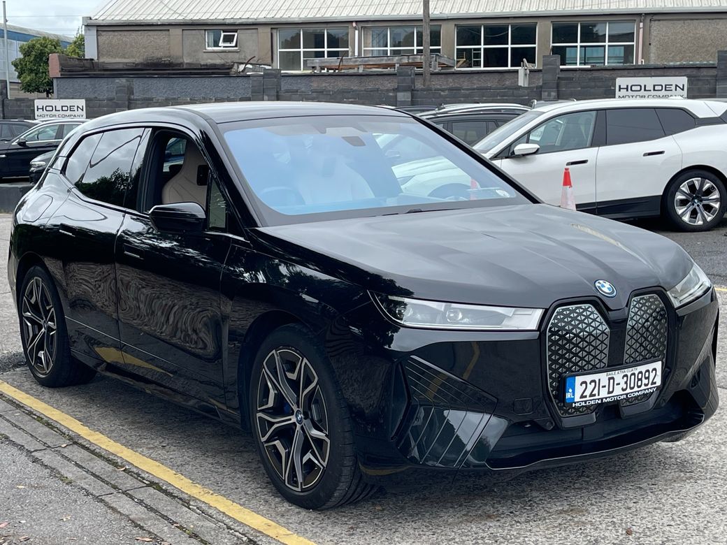 2022 BMW iX