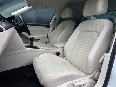 2016 Volkswagen Passat