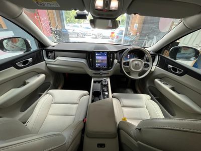 2025 Volvo XC60