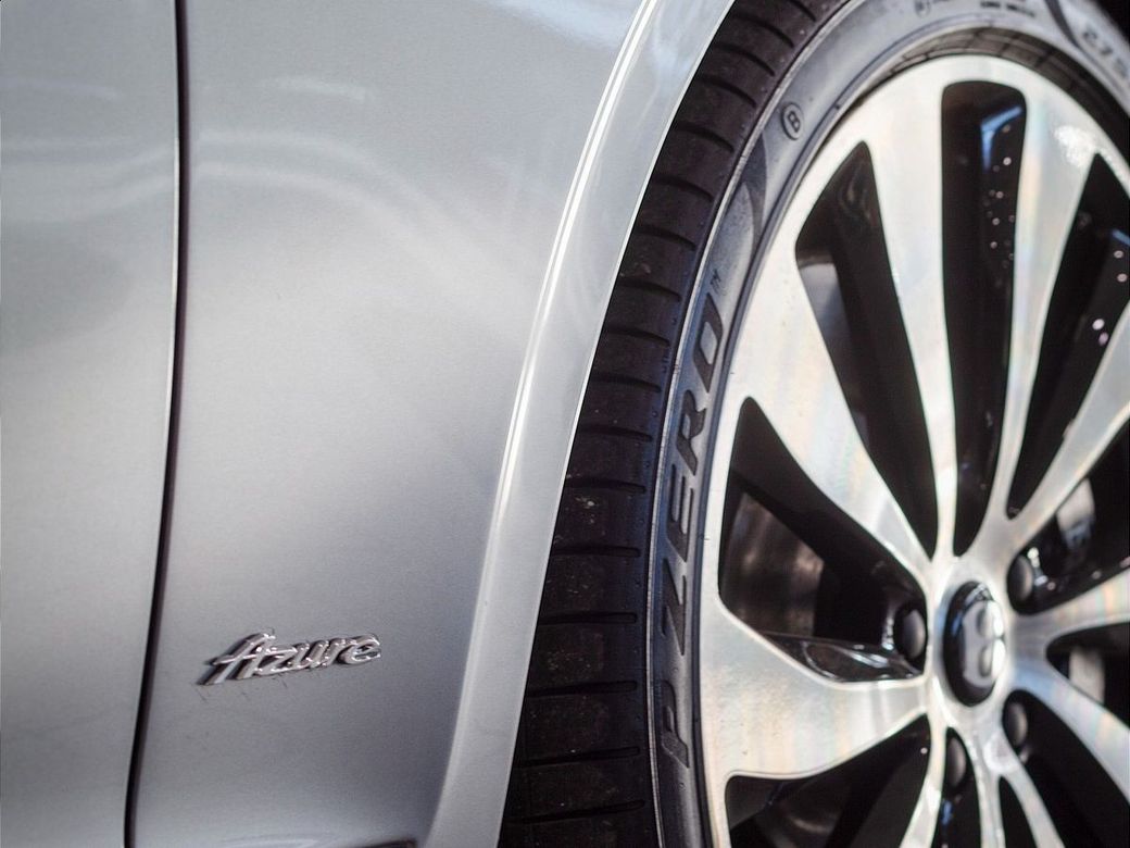 2025 Bentley Flying Spur