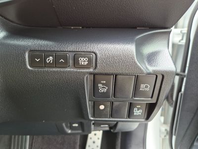 2017 Lexus IS 300h