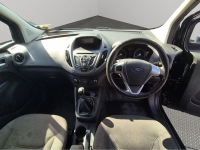 2017 Ford Transit Courier