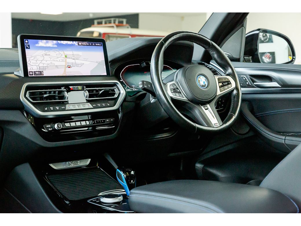 2022 BMW iX3