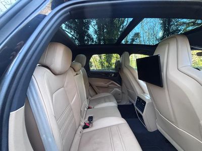 2023 Porsche Cayenne