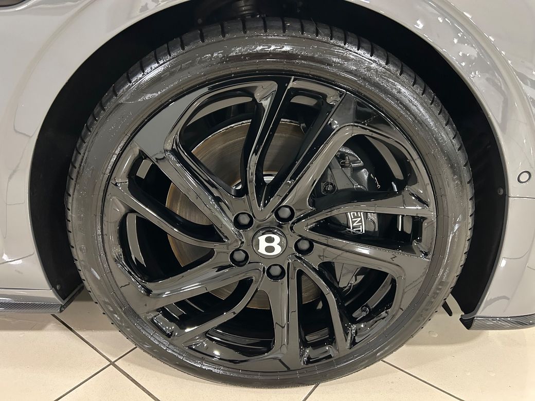 2025 Bentley Flying Spur