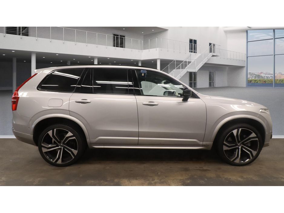 2023 Volvo XC90