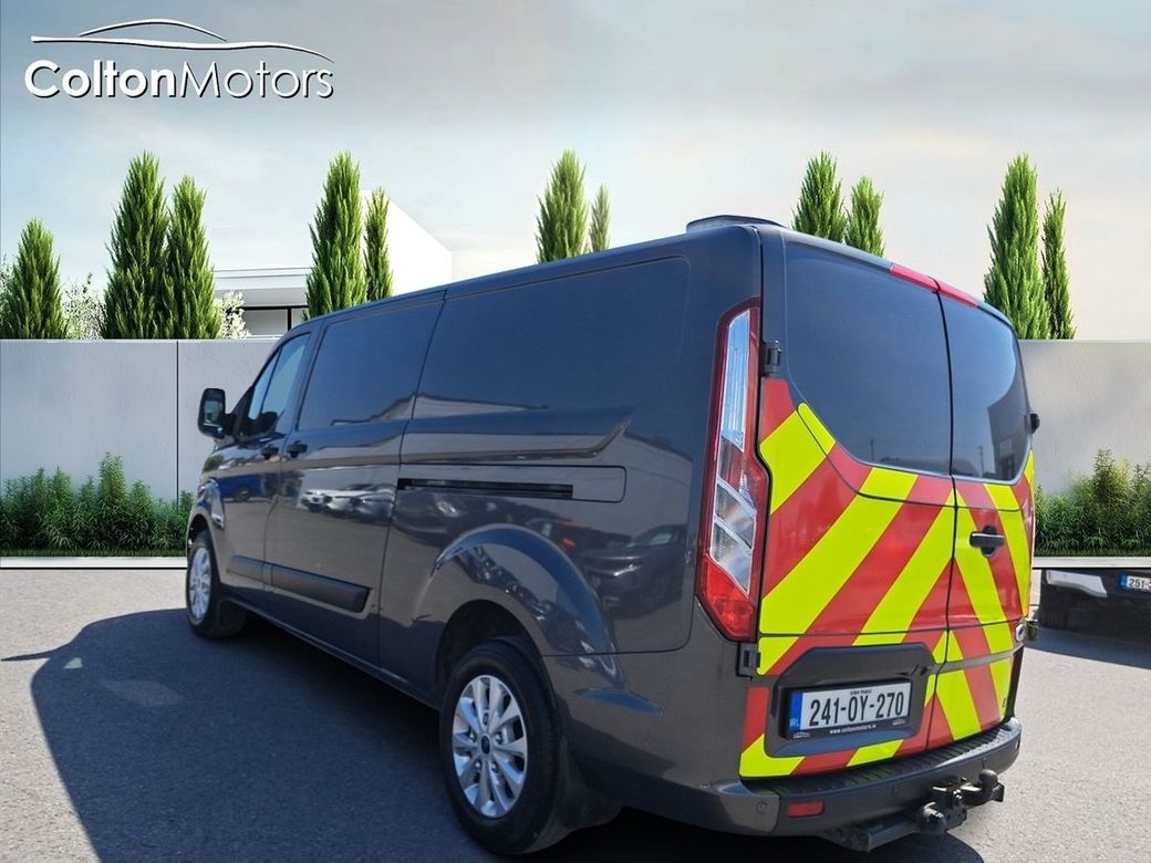 2024 Ford Transit Custom