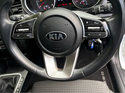 2022 Kia Ceed