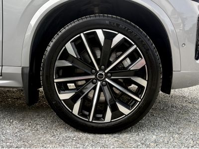 2025 Volvo XC90