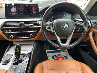 2021 BMW 5 Series