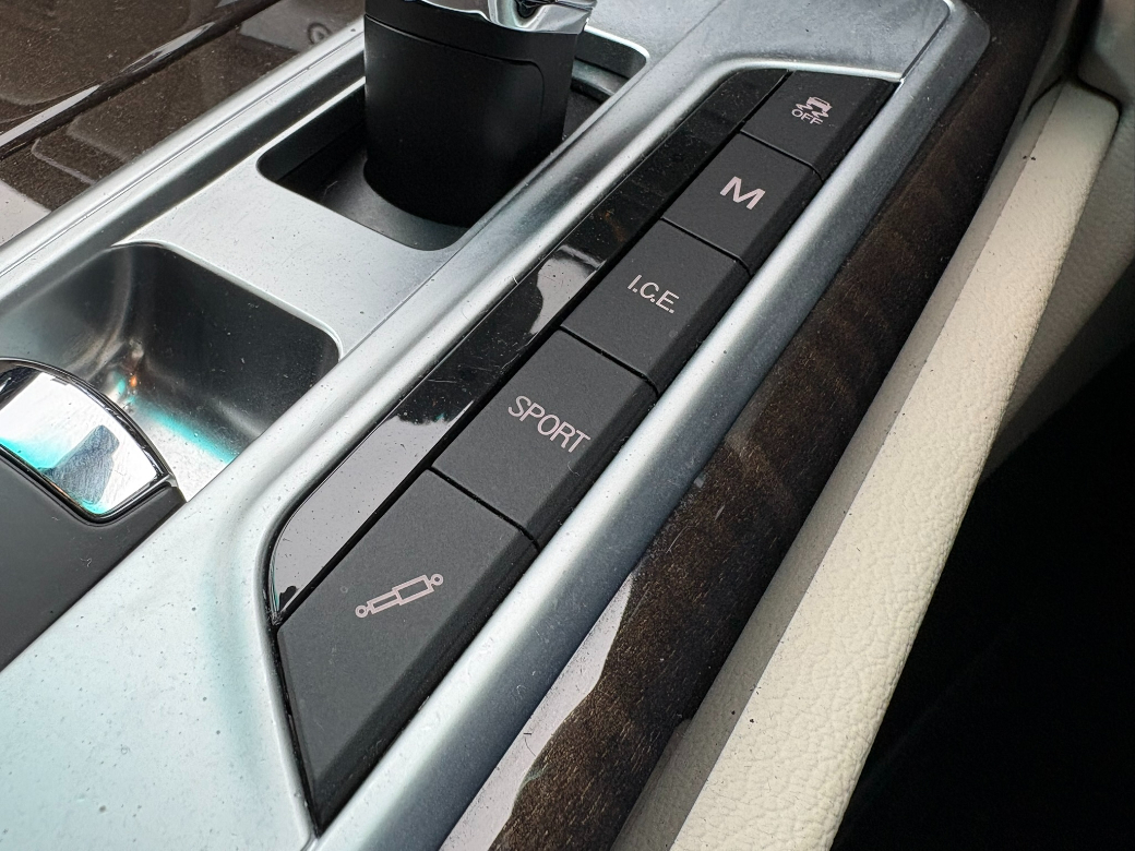 2016 Maserati Quattroporte