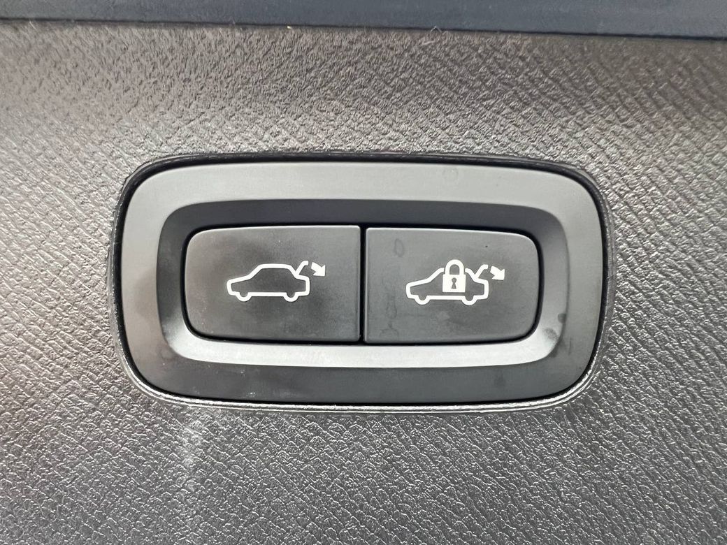 2021 Volvo XC90
