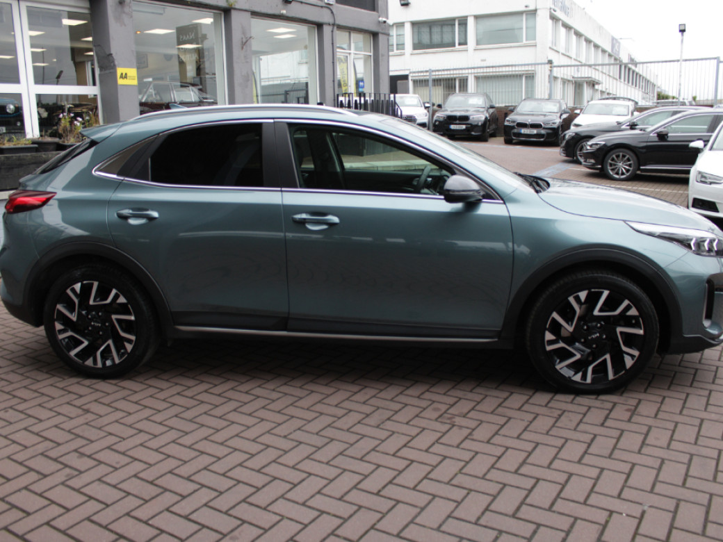 2023 Kia XCeed