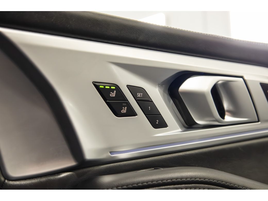 2023 BMW XM