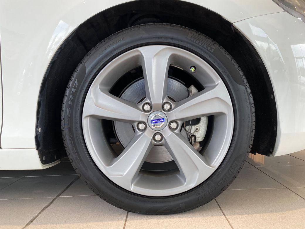 2013 Volvo V40