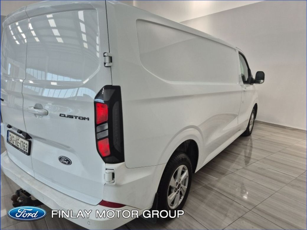 2024 Ford Transit Custom