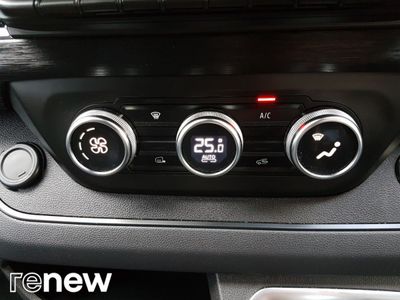2025 Renault Trafic