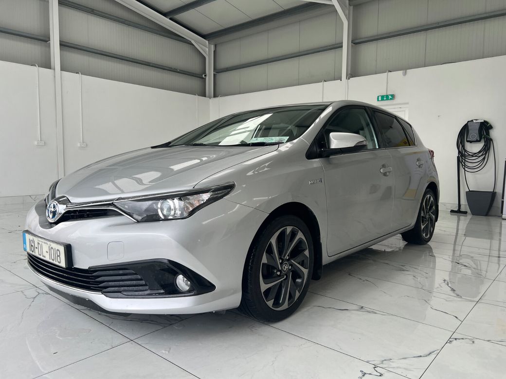 2016 Toyota Auris