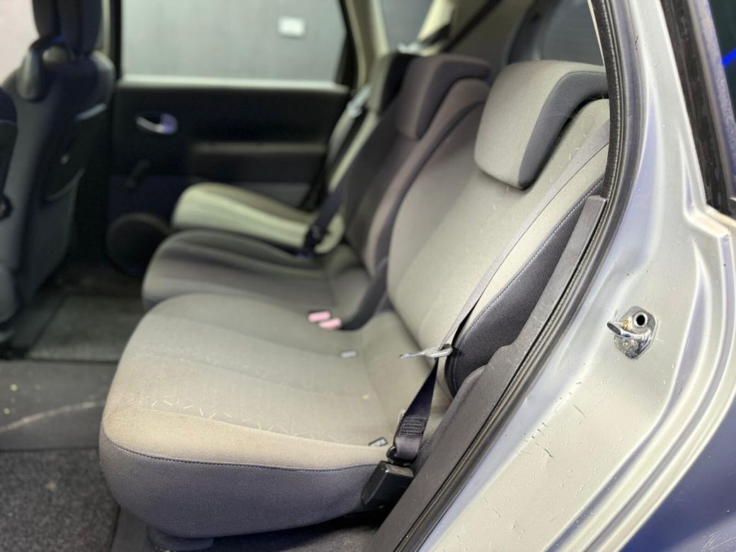 2008 Renault Scenic