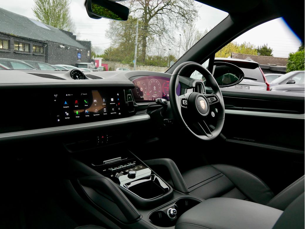 2025 Porsche Cayenne