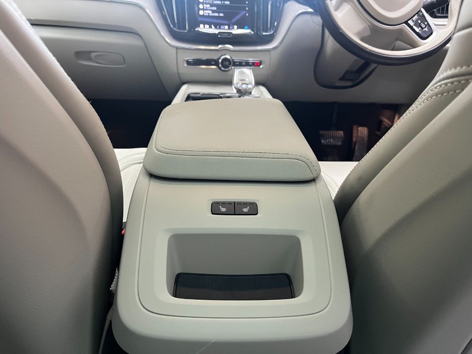 2022 Volvo XC60