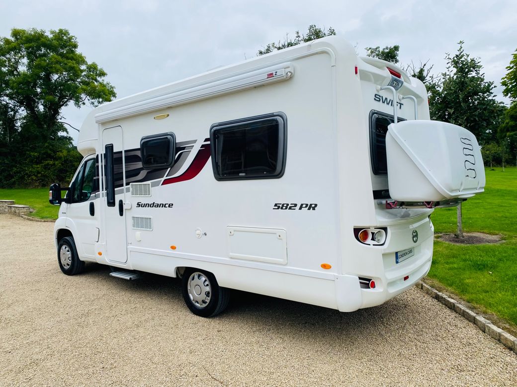 2013 SWIFT  SUNDANCE 582PR LOW PROFILE R.H.D 