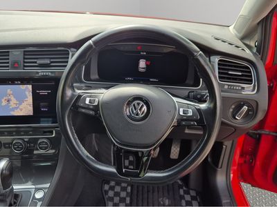 2019 Volkswagen Golf