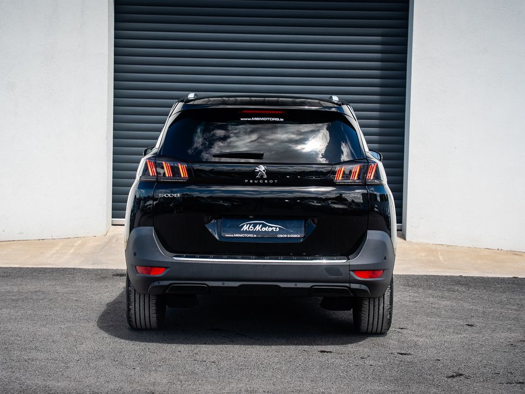 2021 Peugeot 5008