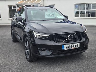 2023 Volvo XC40